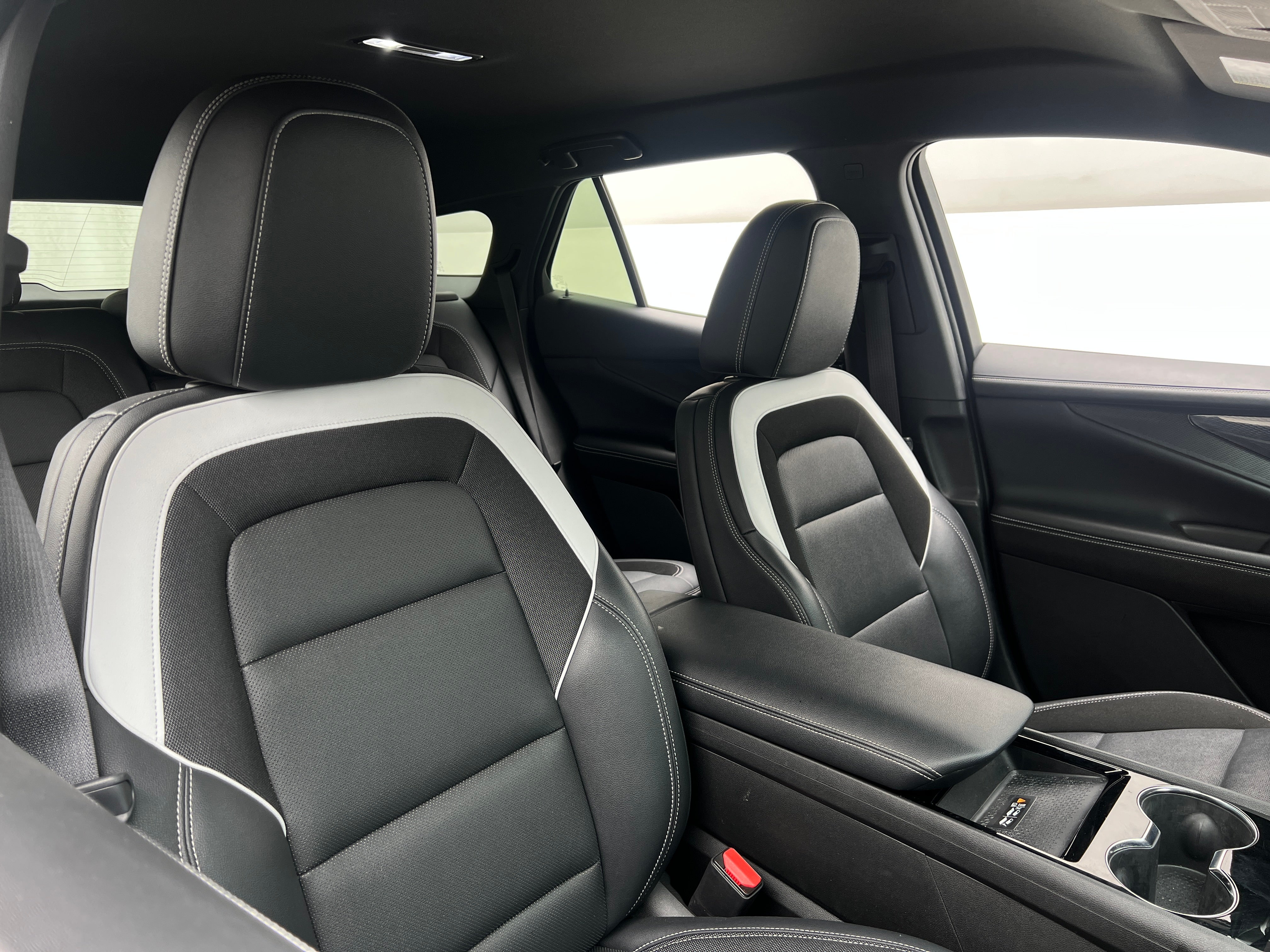 chevrolet blazer ev 2024 3GNKDBRJ2RS215008 image chevrolet blazer ev 2024 3GNKDBRJ2RS215008 image
